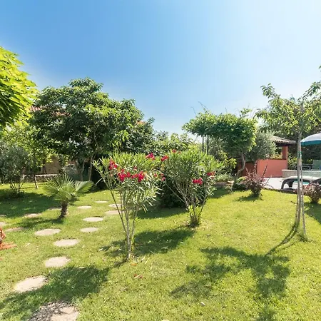 Country House Apartments Pola Esterno foto