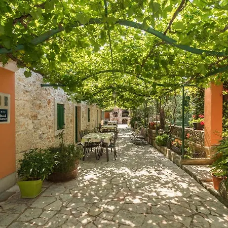 Country House Apartments Pola Esterno foto