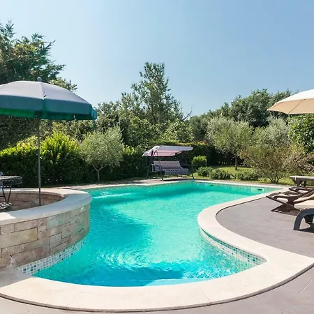 Country House Apartments Pola Esterno foto