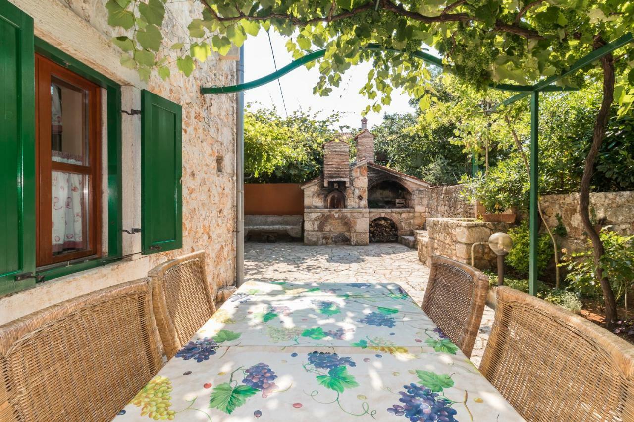 Country House Apartments Apartment *