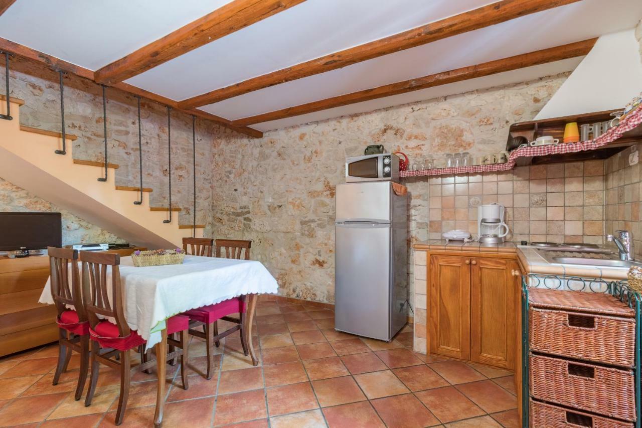 Country House Apartments Apartment *